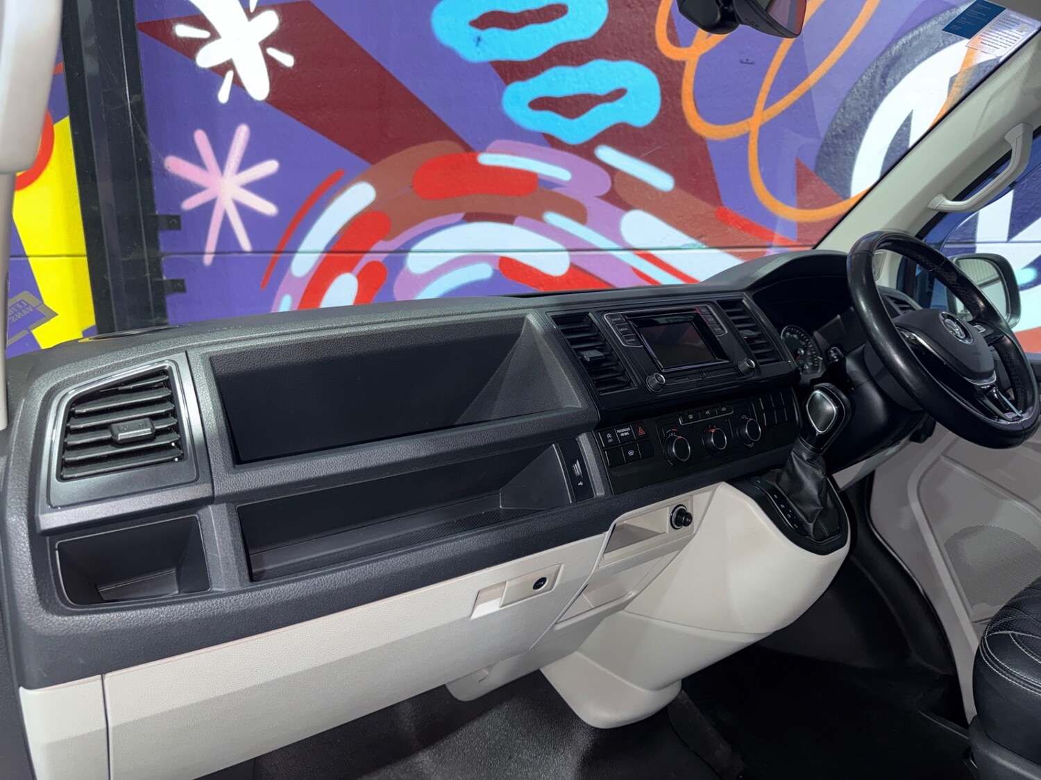 Used Volkswagen Transporter 2015 for sale - 78026231: Photo 46