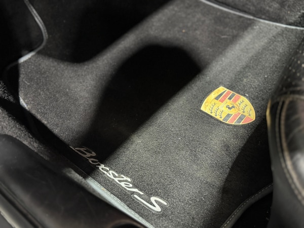 Used Porsche Boxster 2002 for sale - 76309463: Photo 35