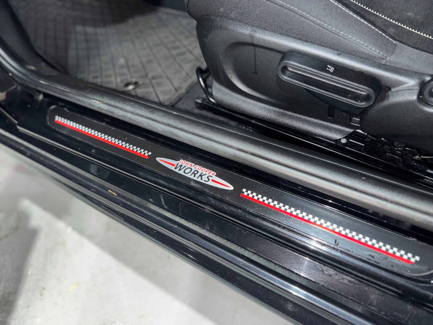 Used MINI Hatch 2019 for sale - 77022724: Photo 25