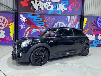 Used MINI Hatch 2019 for sale - 77022724: Photo