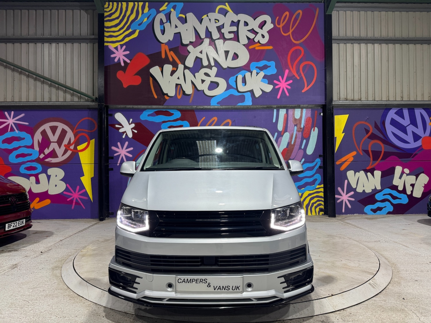 Used Volkswagen Transporter 2017 for sale - 77364425: Photo 2