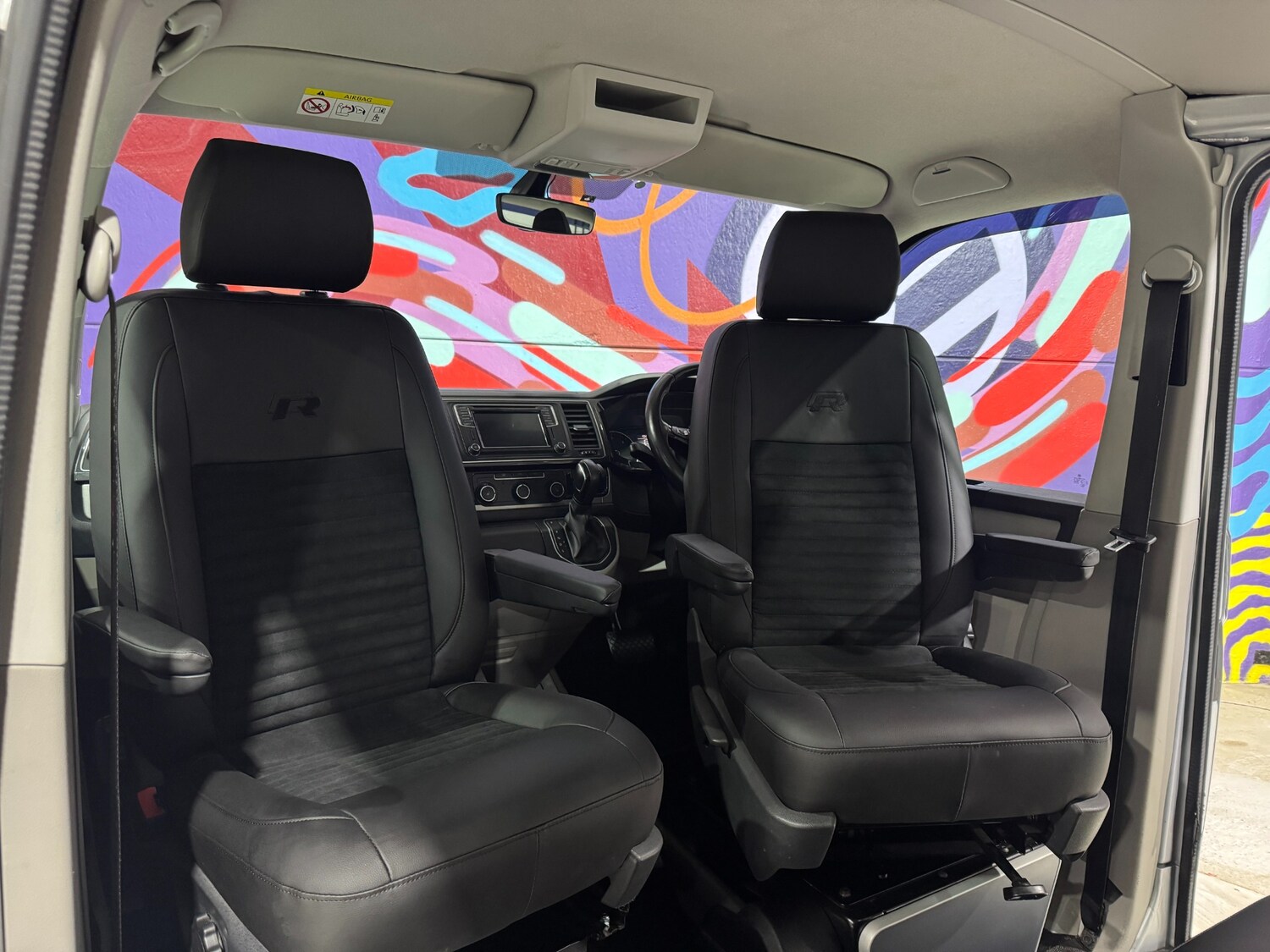 Used Volkswagen Transporter 2017 for sale - 77364425: Photo 24