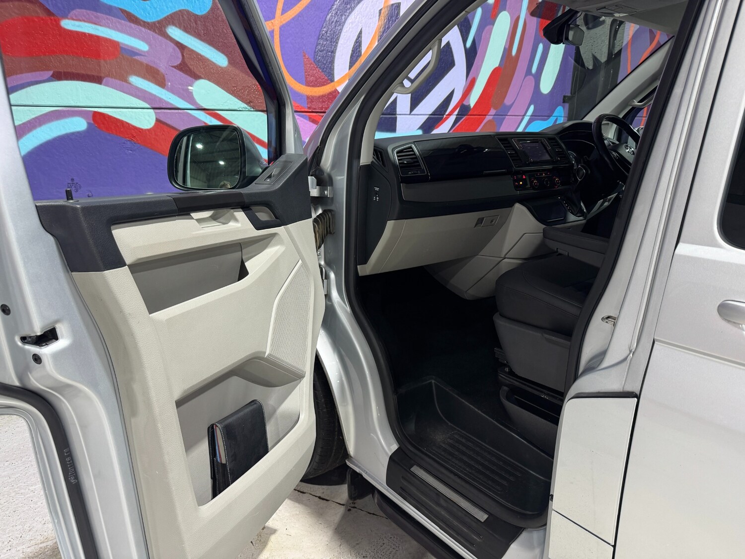 Used Volkswagen Transporter 2017 for sale - 77364425: Photo 43