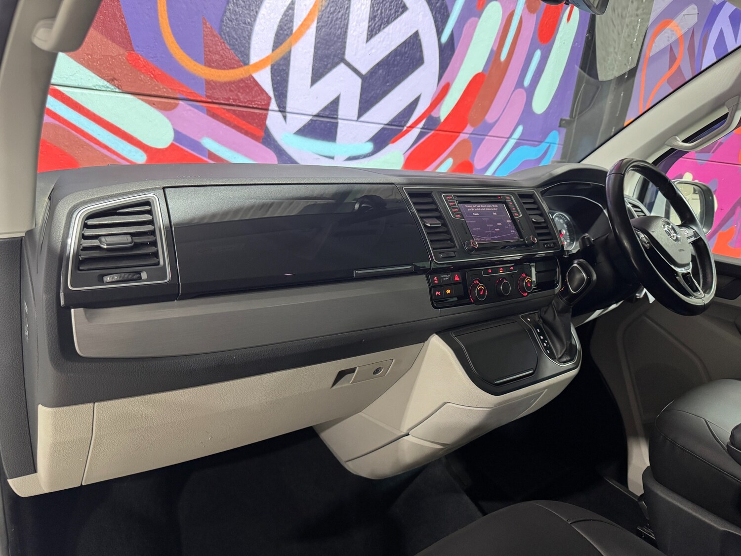 Used Volkswagen Transporter 2017 for sale - 77364425: Photo 44