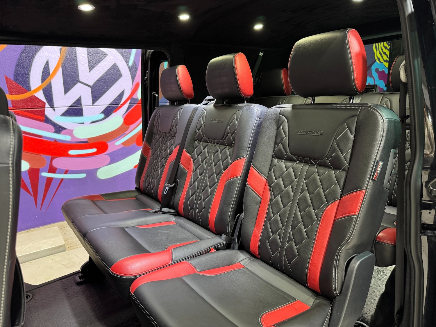 Used Volkswagen Transporter 2018 for sale - 76352179: Photo 25