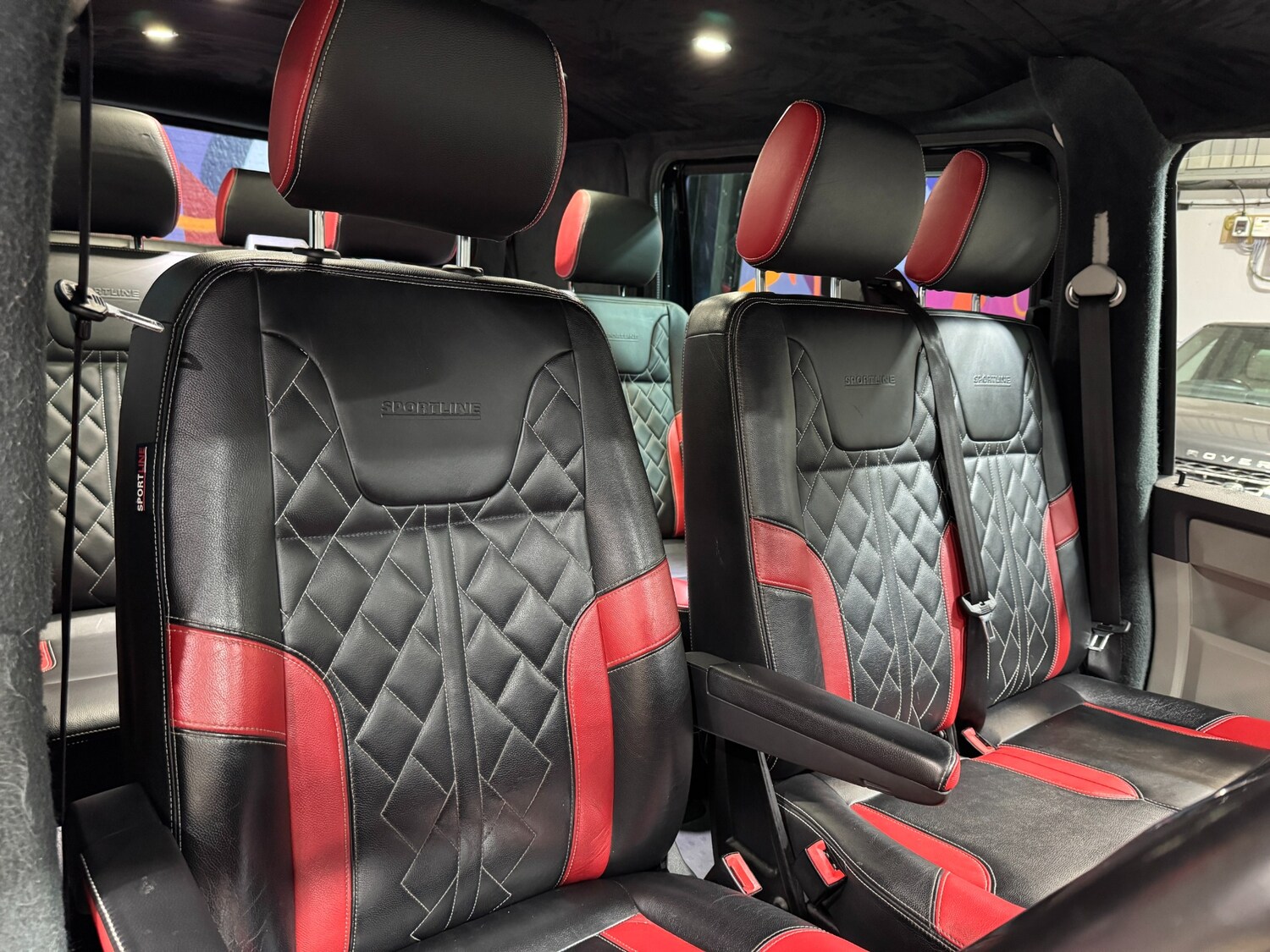 Used Volkswagen Transporter 2018 for sale - 76352179: Photo 50