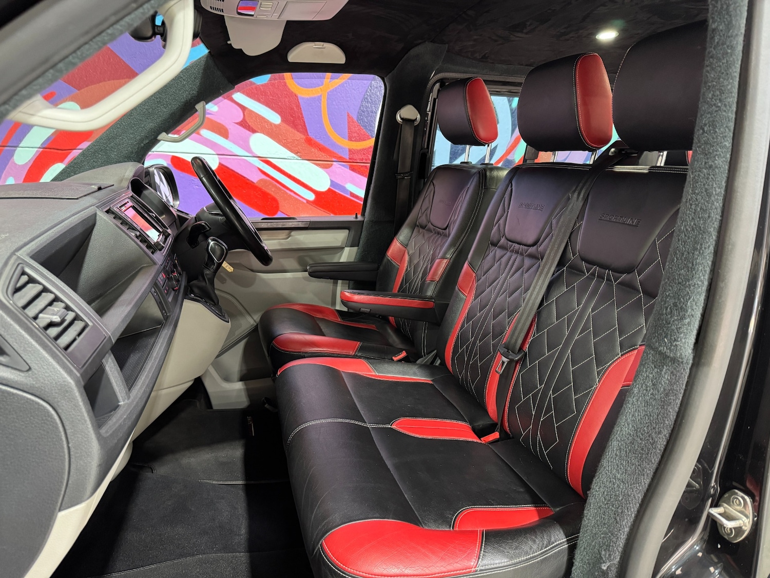 Used Volkswagen Transporter 2018 for sale - 76352179: Photo 7