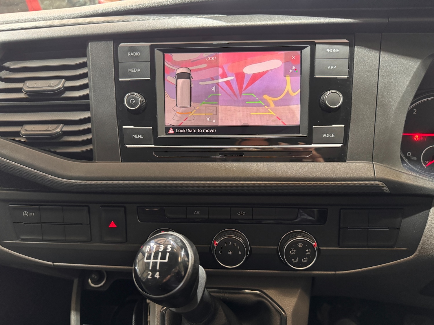 Used Volkswagen Transporter 2020 for sale - 77901190: Photo 7