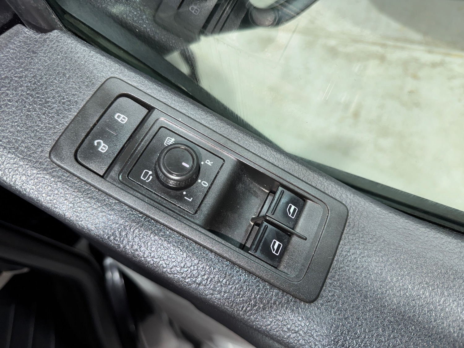 Used Volkswagen Transporter 2019 for sale - 76364736: Photo 28
