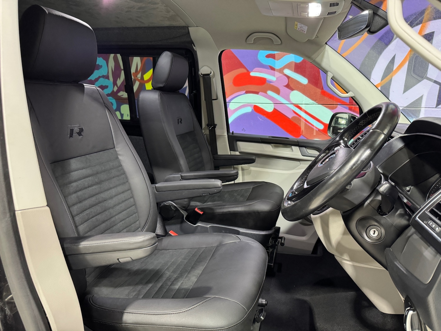 Used Volkswagen Transporter 2019 for sale - 76364736: Photo 34