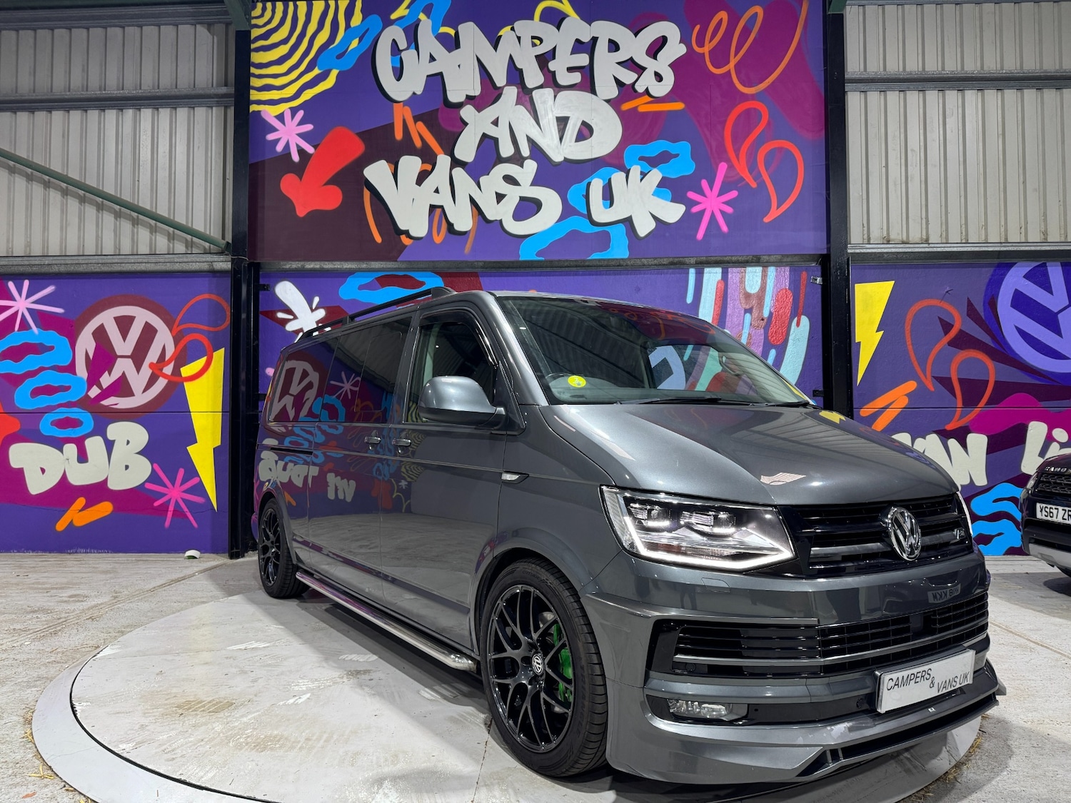 Used Volkswagen Transporter 2017 for sale - 76205756: Photo 1