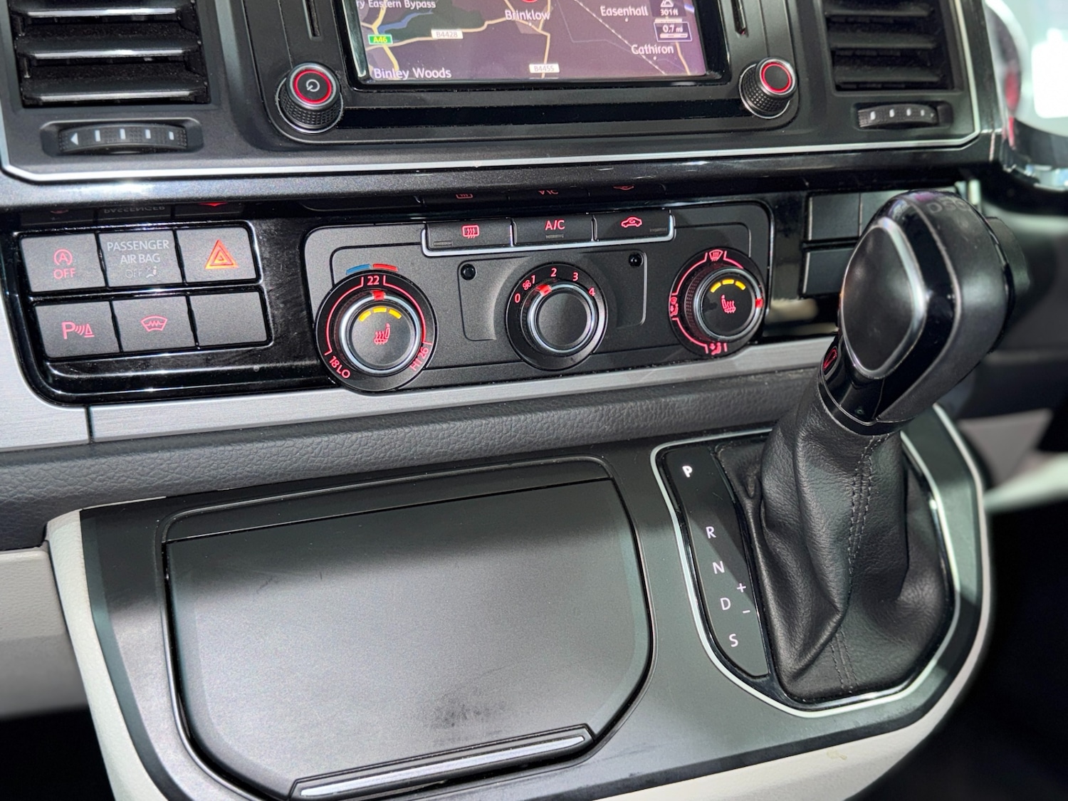 Used Volkswagen Transporter 2017 for sale - 76205756: Photo 31