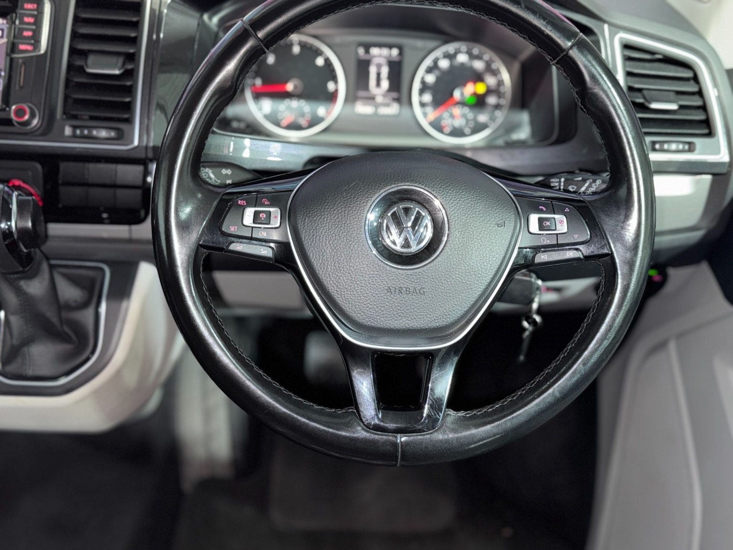 Used Volkswagen Transporter 2017 for sale - 76205756: Photo 32