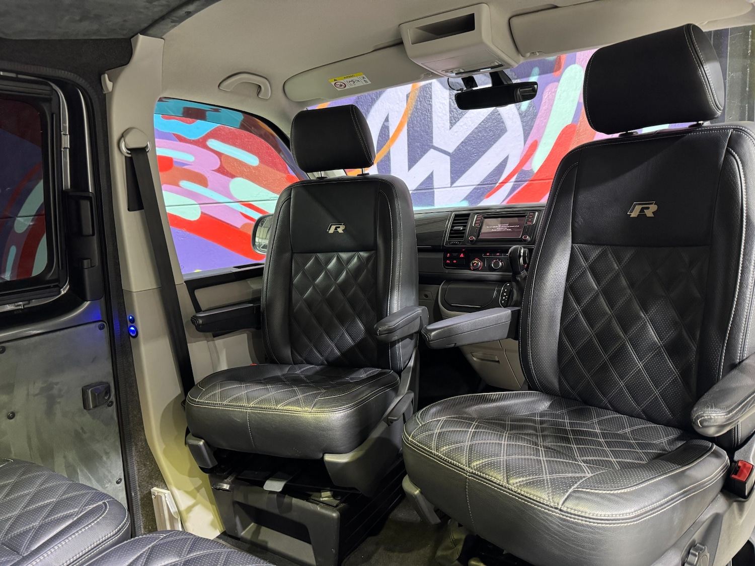 Used Volkswagen Transporter 2017 for sale - 76205756: Photo 39