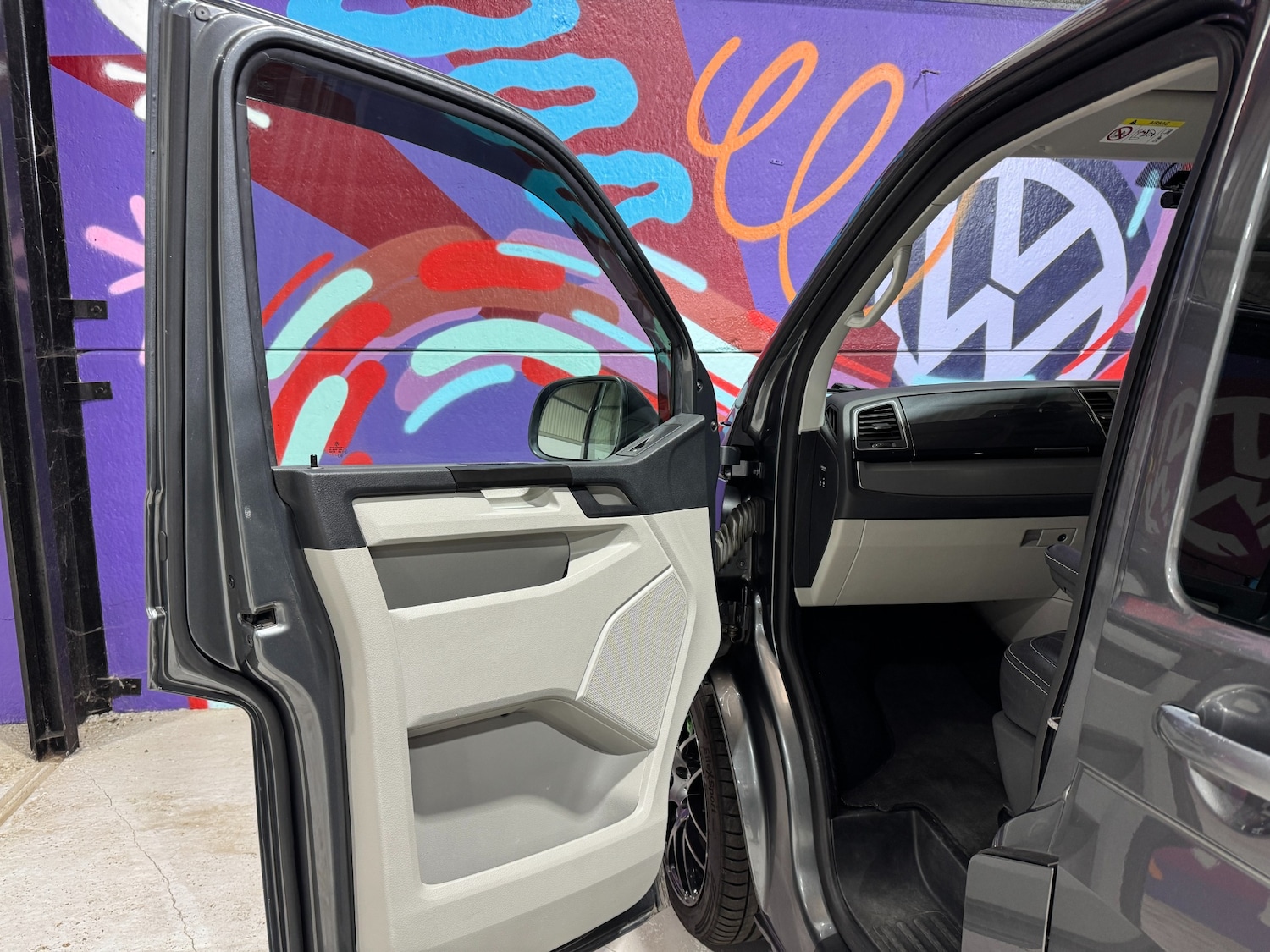 Used Volkswagen Transporter 2017 for sale - 76205756: Photo 43