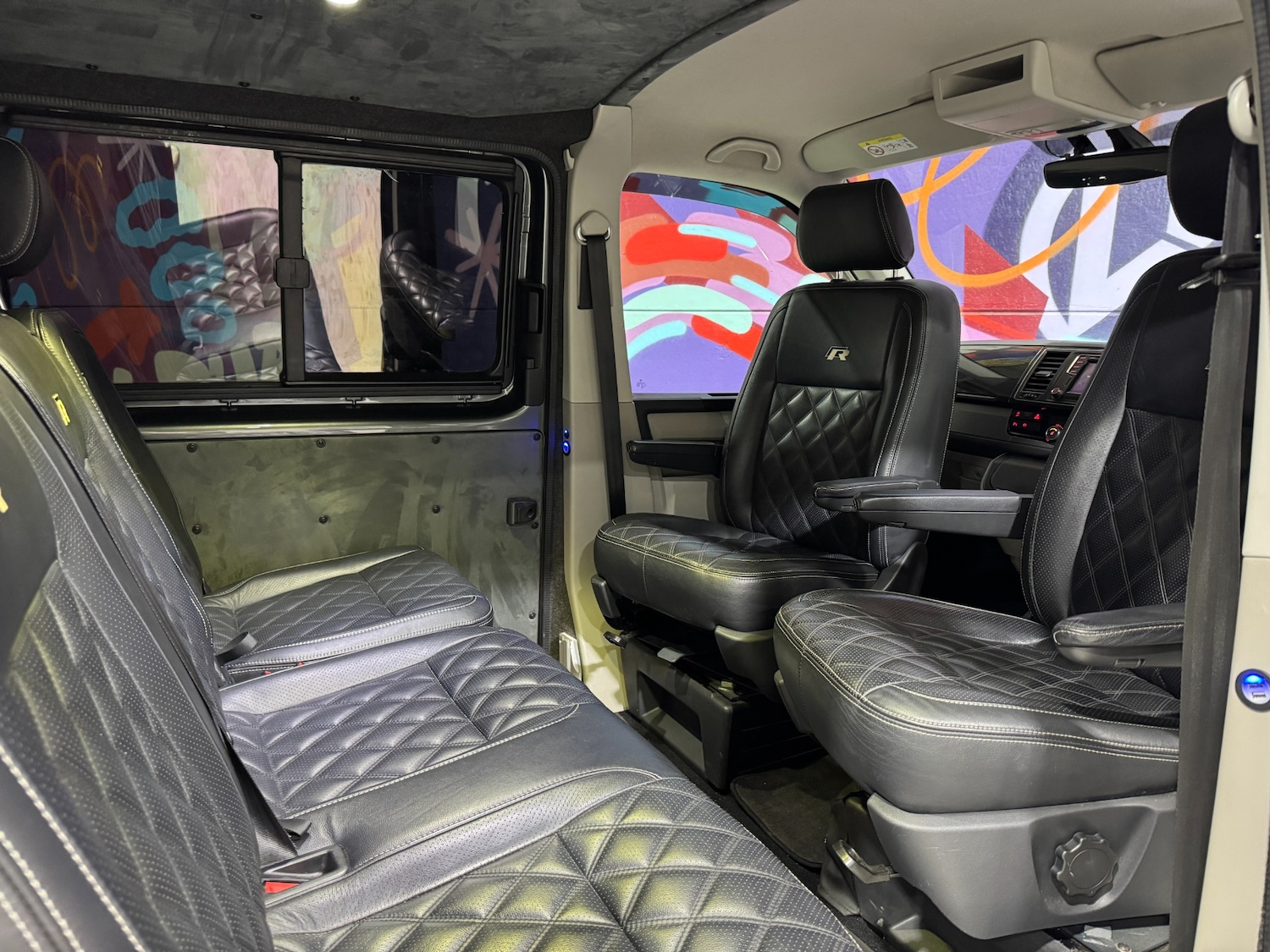 Used Volkswagen Transporter 2017 for sale - 76205756: Photo 5