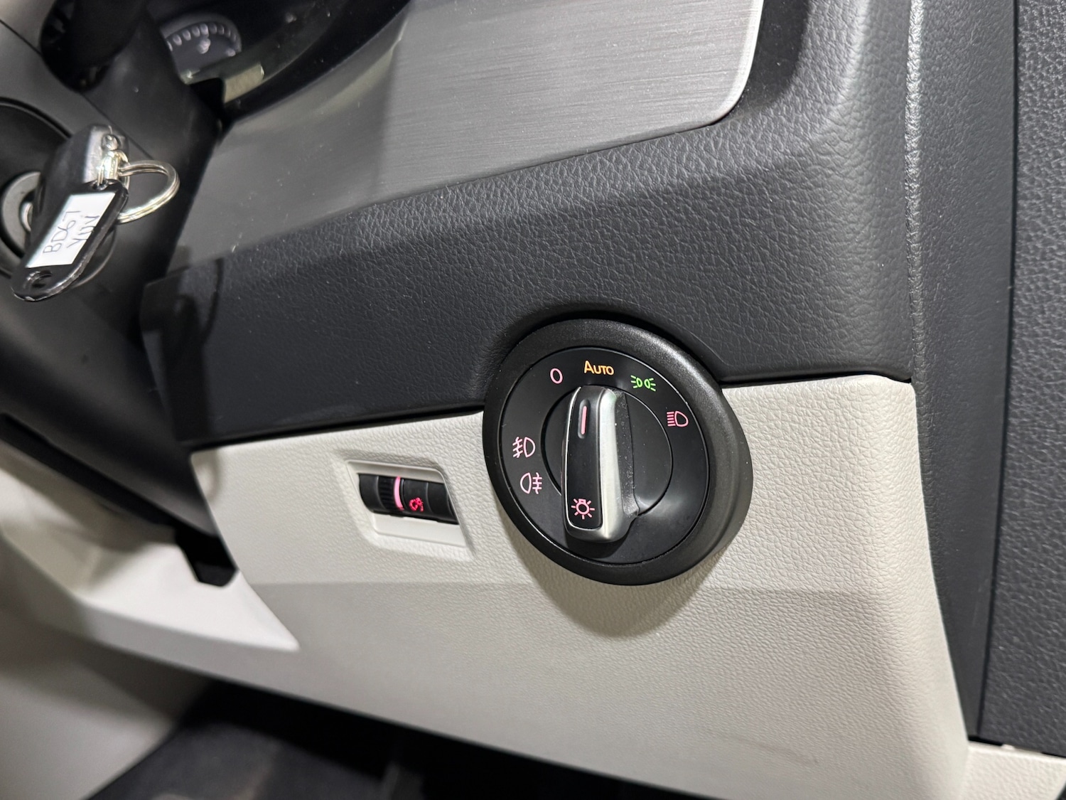 Used Volkswagen Transporter 2017 for sale - 76205756: Photo 55