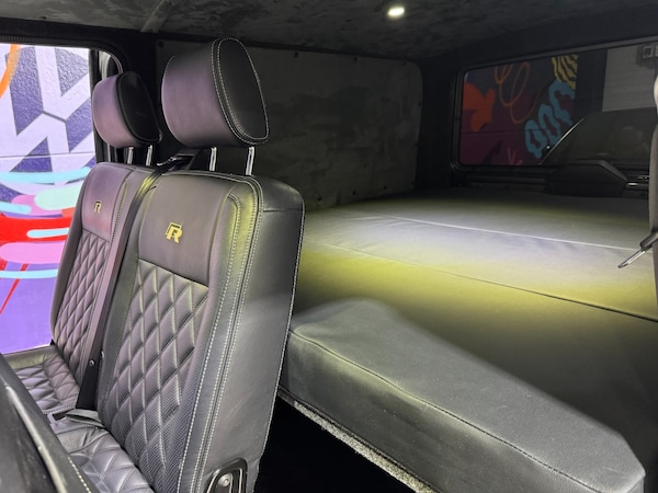 Used Volkswagen Transporter 2017 for sale - 76205756: Photo 8
