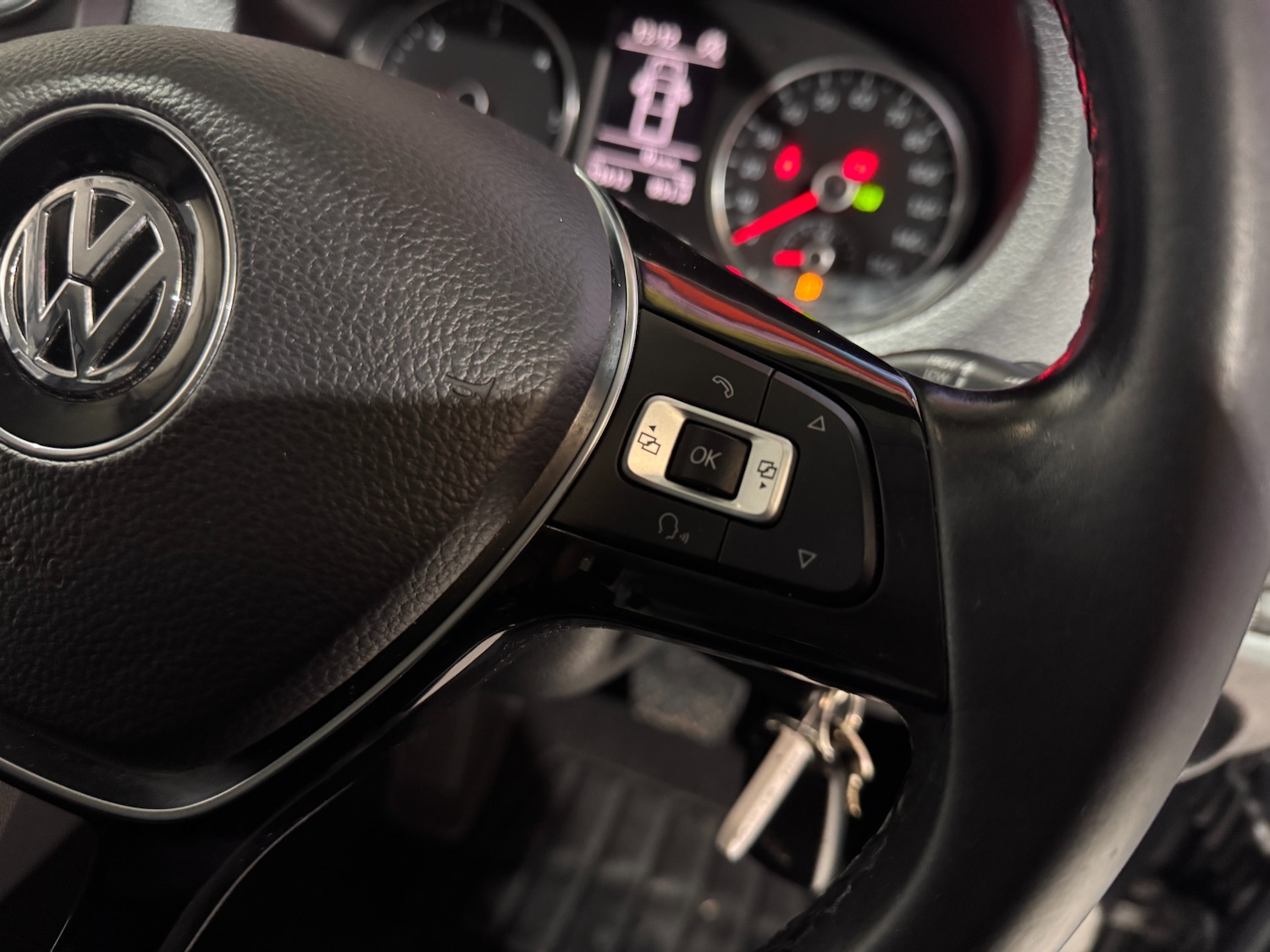 Used Volkswagen Amarok 2016 for sale - 77548612: Photo 58