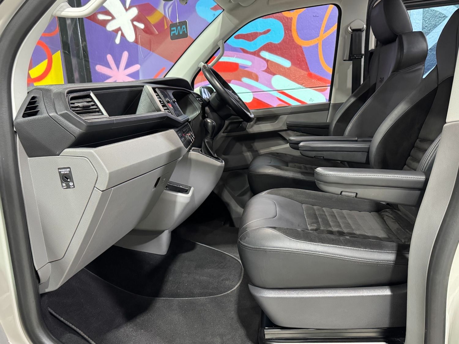 Used Volkswagen Transporter 2024 for sale - 76969651: Photo 38