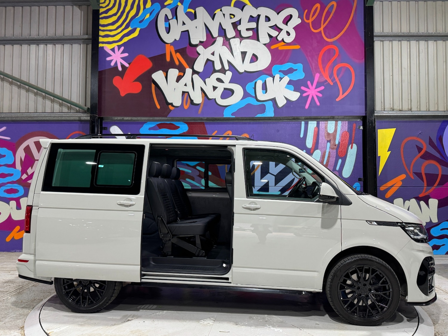 Used Volkswagen Transporter 2024 for sale - 76969651: Photo 51