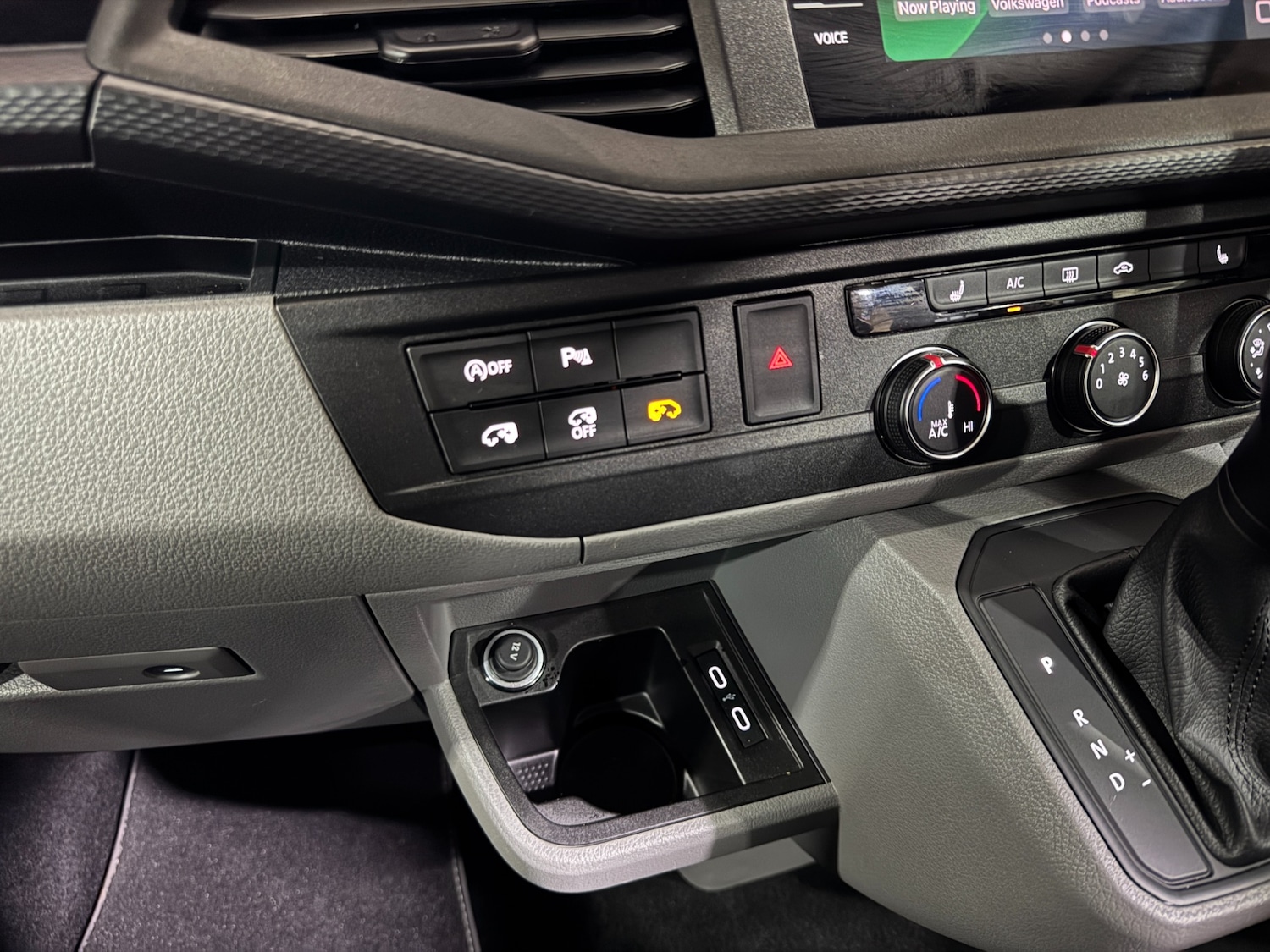 Used Volkswagen Transporter 2024 for sale - 76969651: Photo 67