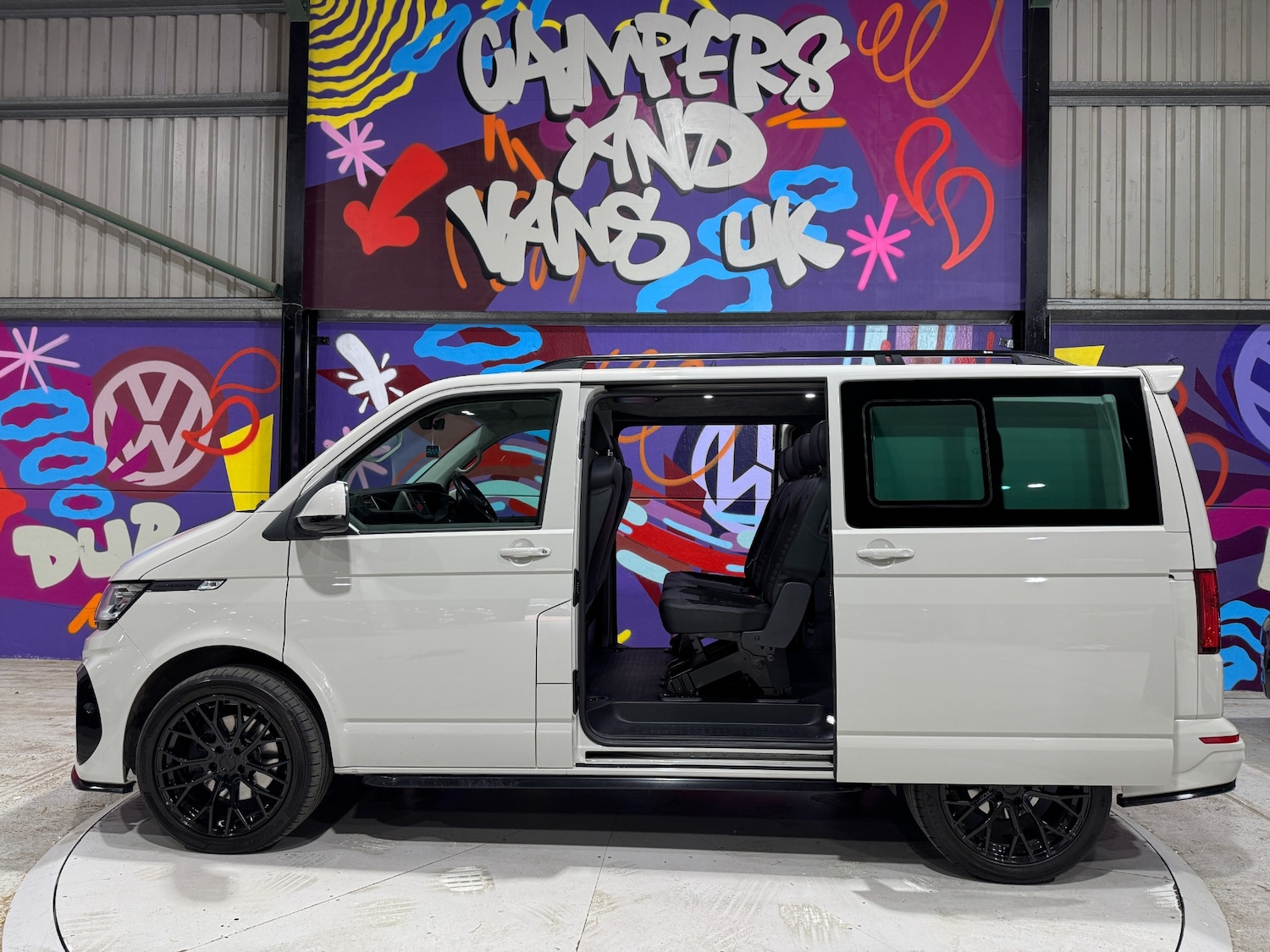 Used Volkswagen Transporter 2024 for sale - 76969651: Photo 9