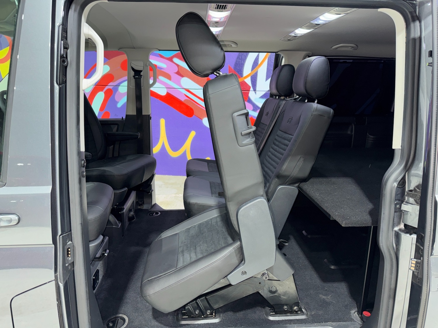 Used Volkswagen Transporter Shuttle 2017 for sale - 77296873: Photo 11