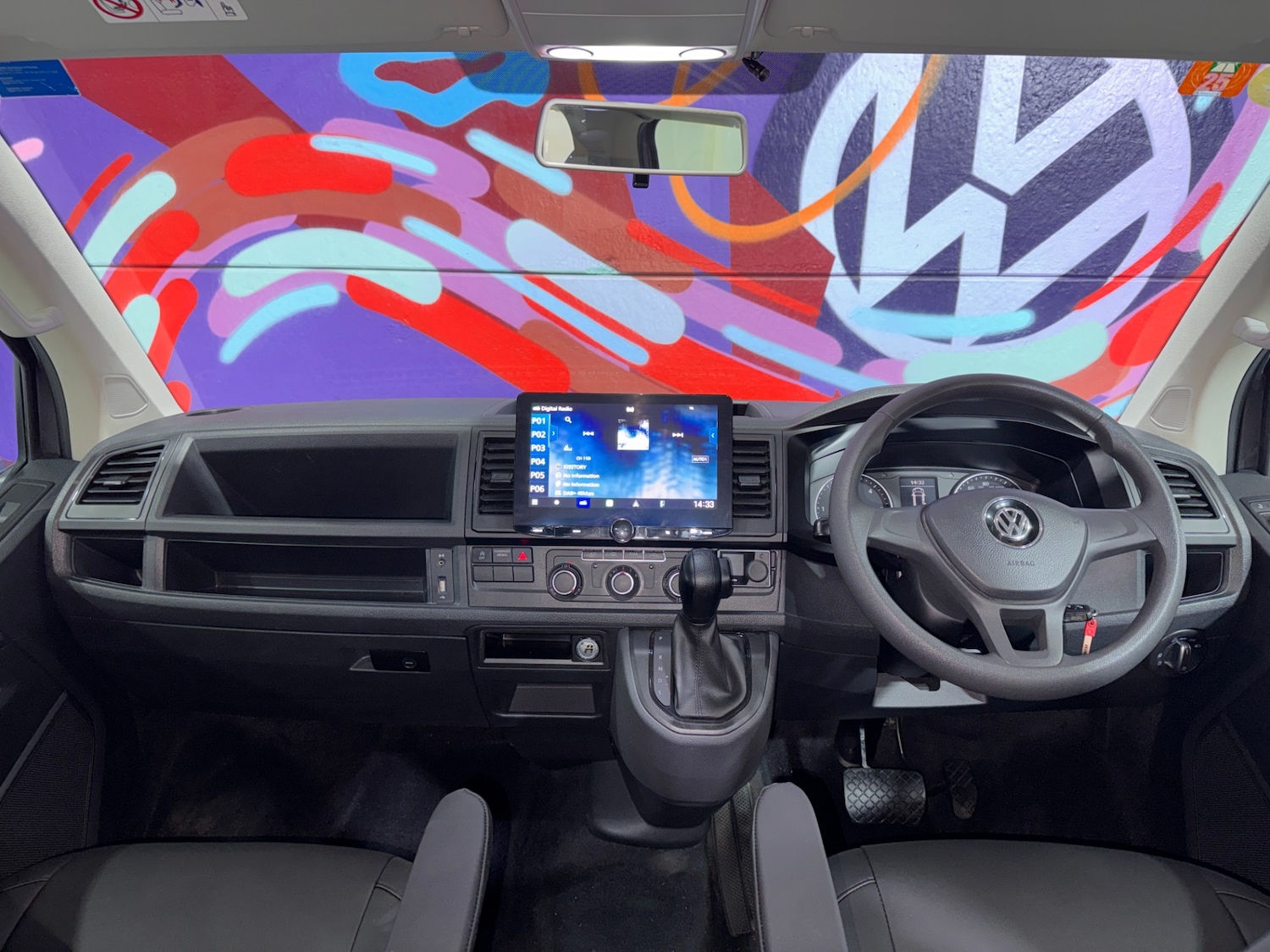 Used Volkswagen Transporter Shuttle 2017 for sale - 77296873: Photo 13