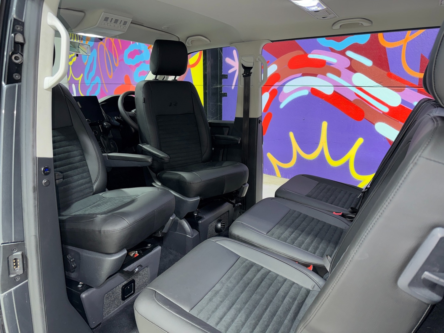 Used Volkswagen Transporter Shuttle 2017 for sale - 77296873: Photo 14