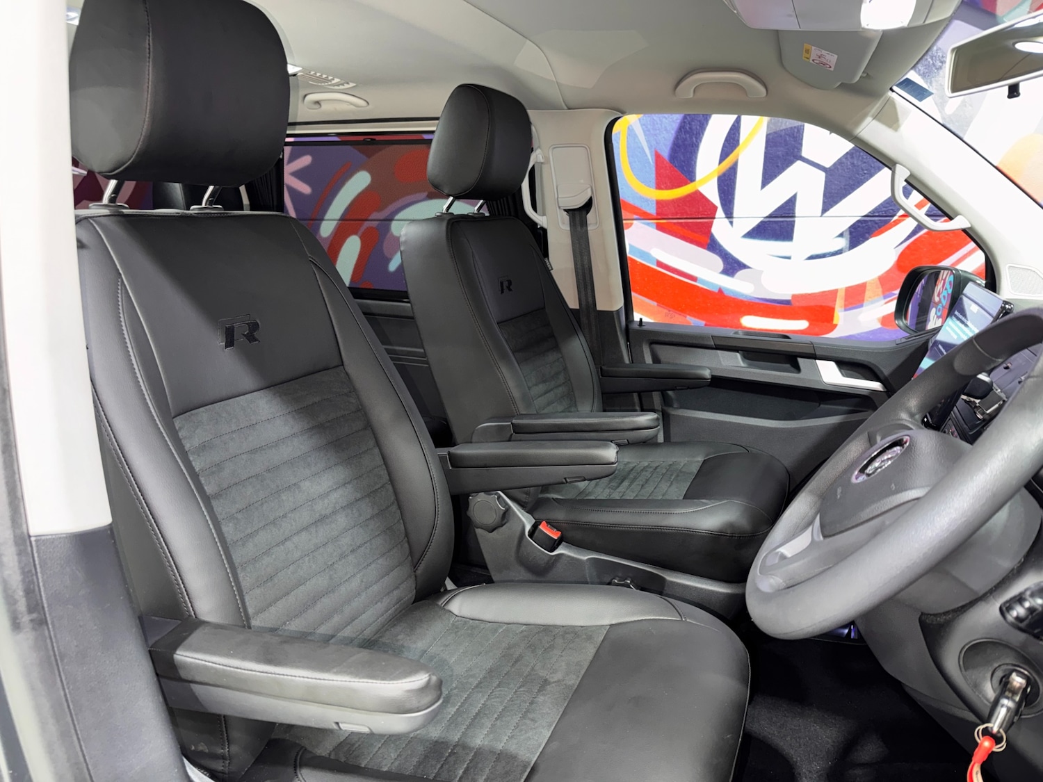 Used Volkswagen Transporter Shuttle 2017 for sale - 77296873: Photo 15