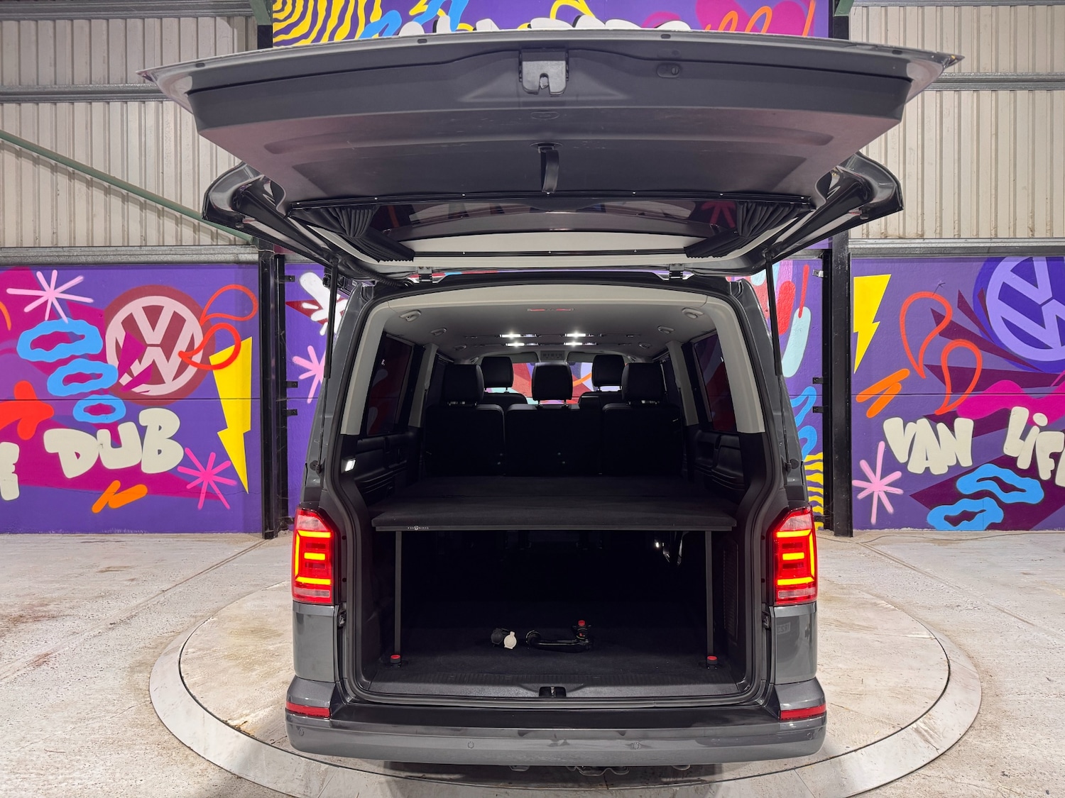 Used Volkswagen Transporter Shuttle 2017 for sale - 77296873: Photo 33