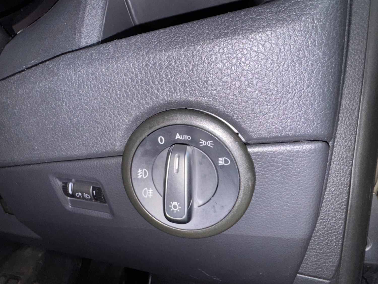 Used Volkswagen Transporter Shuttle 2017 for sale - 77296873: Photo 44