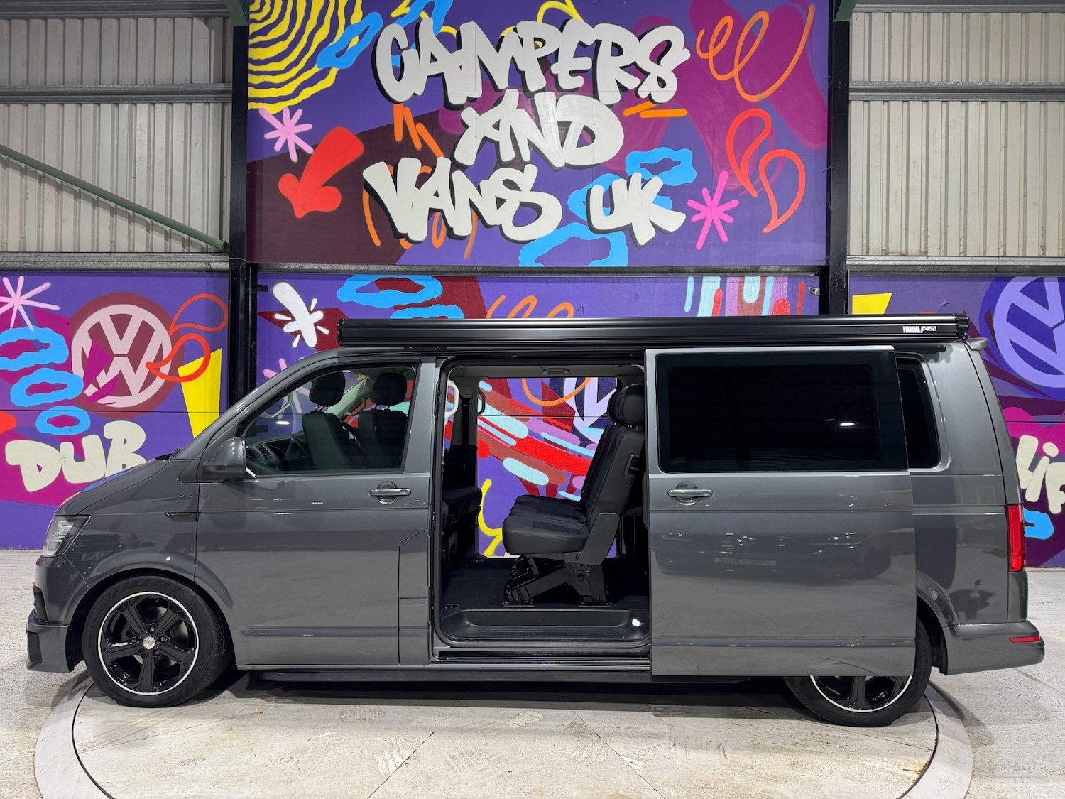 Used Volkswagen Transporter Shuttle 2017 for sale - 77296873: Photo 5