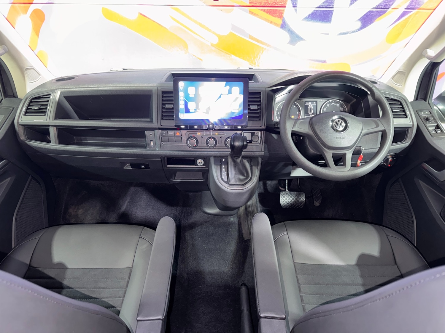 Used Volkswagen Transporter Shuttle 2017 for sale - 77296873: Photo 52