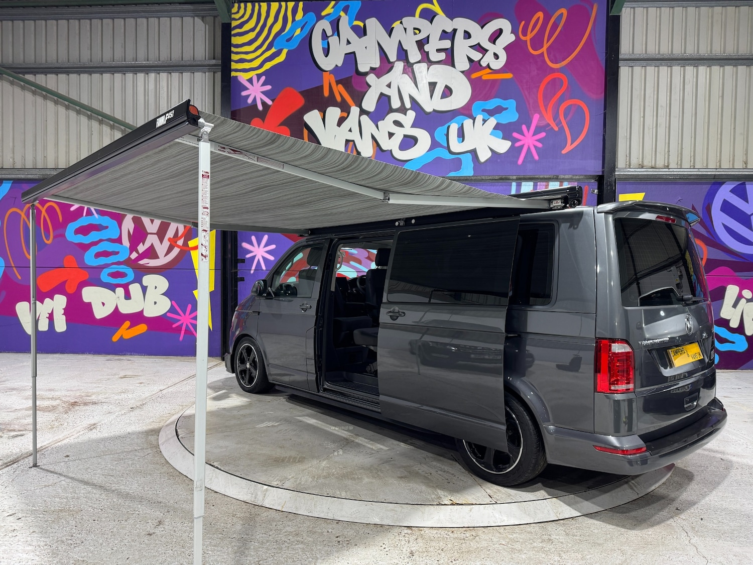 Used Volkswagen Transporter Shuttle 2017 for sale - 77296873: Photo 57