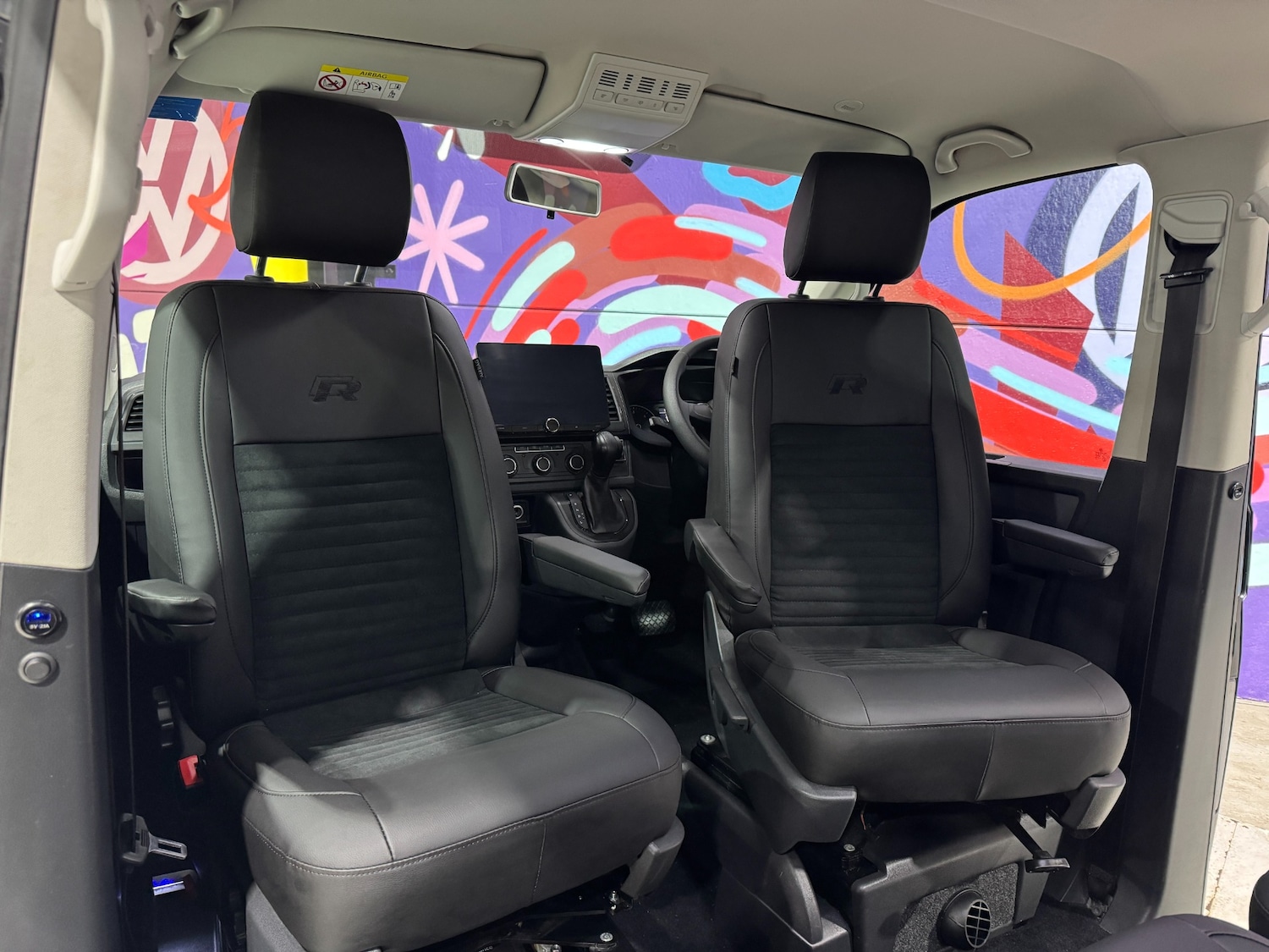 Used Volkswagen Transporter Shuttle 2017 for sale - 77296873: Photo 9