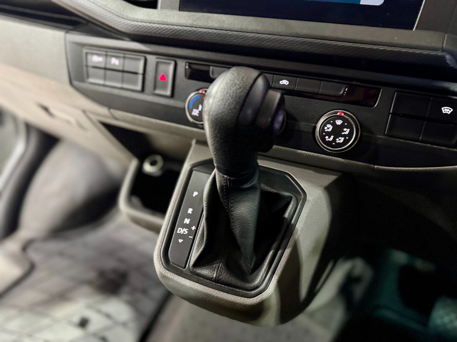 Used Volkswagen Transporter 2020 for sale - 76780481: Photo 21