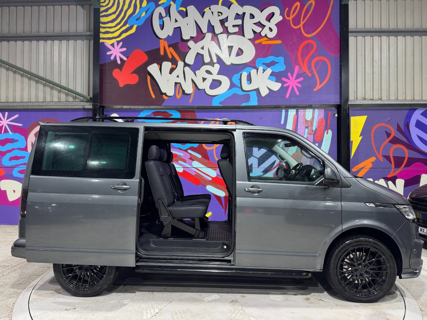 Used Volkswagen Transporter 2020 for sale - 76780481: Photo 3