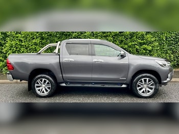 Used Toyota Hilux 2019 for sale - 79085848: Photo