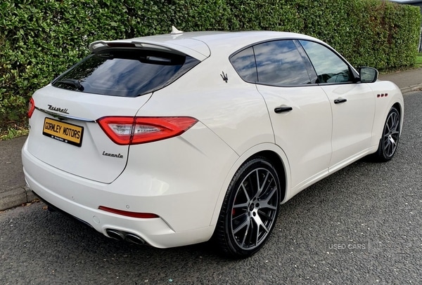 Used Maserati Levante 2017 for sale - 76371936: Photo 2
