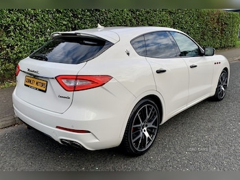 Used Maserati Levante 2017 for sale - 76371936: Photo