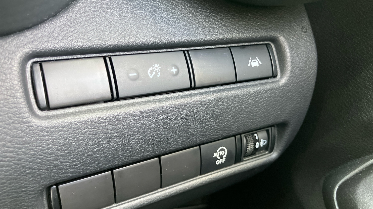 Used Nissan Juke 2023 for sale - 75792800: Photo 15