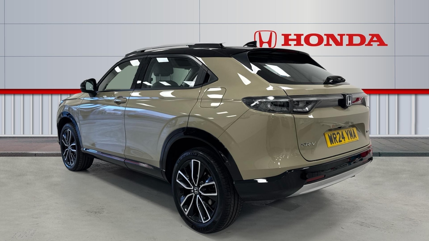 Used Honda HR-V 2024 for sale - 77450304: Photo 3