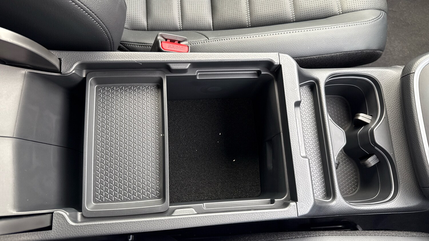 Used Honda CR-V 2025 for sale - 76131111: Photo 17