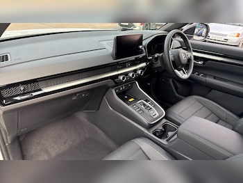 Used Honda CR-V 2025 for sale - 76131111: Photo 2