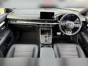 Used Honda CR-V 2025 for sale - 76131111: Photo 4