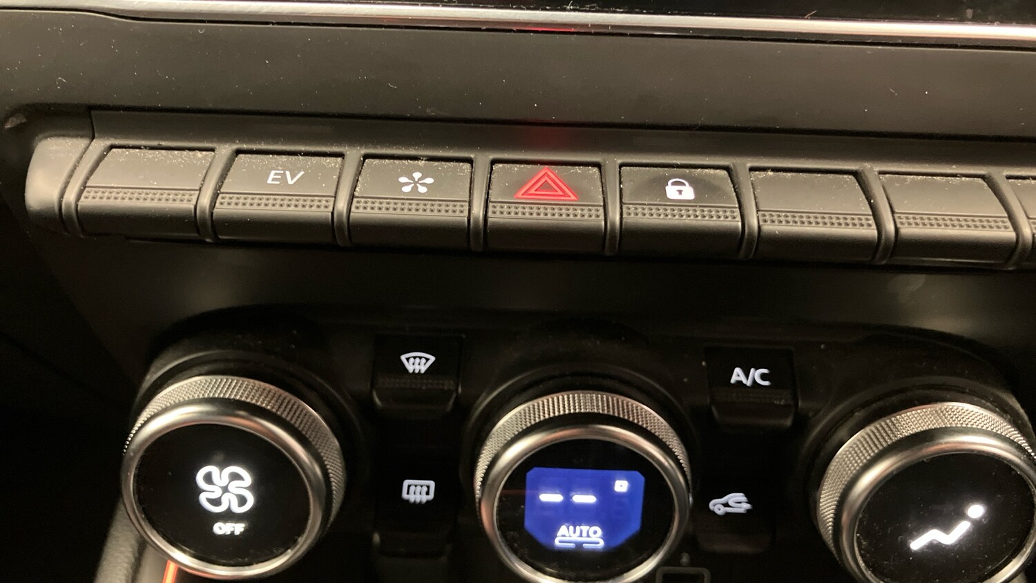 Used Renault Clio 2021 for sale - 77094011: Photo 16