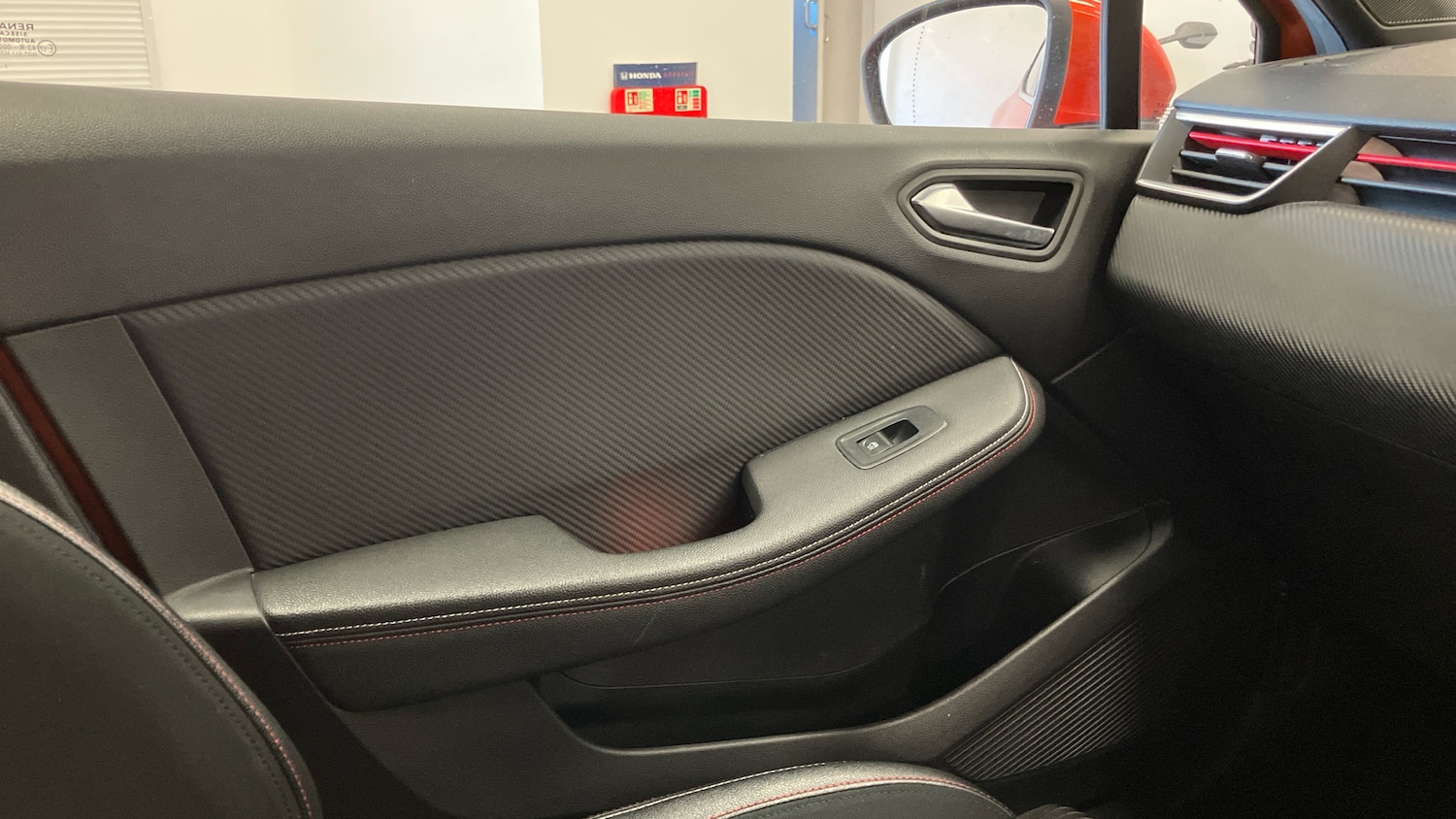 Used Renault Clio 2021 for sale - 77094011: Photo 27