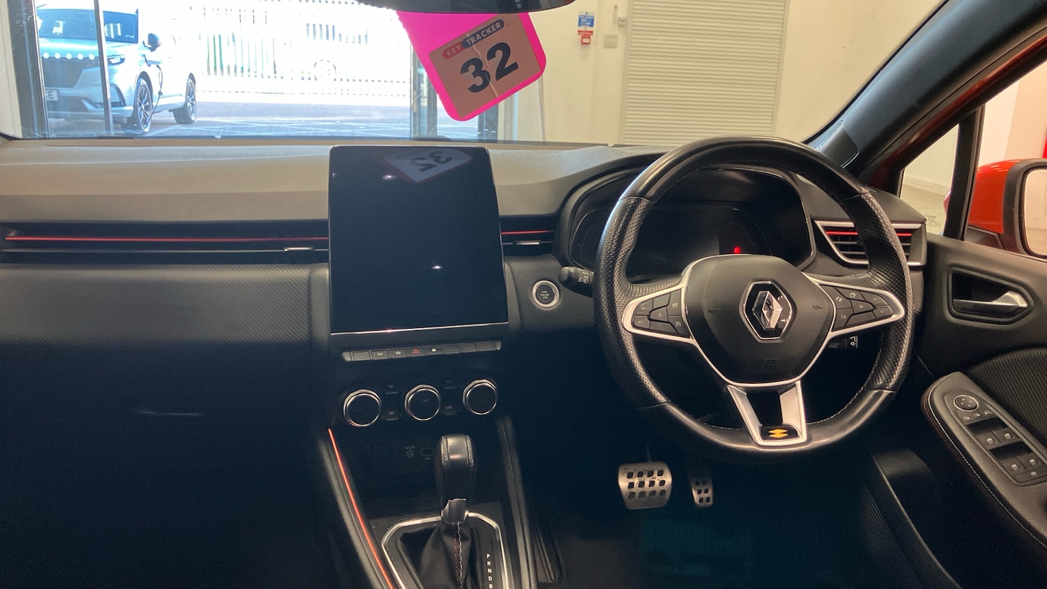 Used Renault Clio 2021 for sale - 77094011: Photo 4